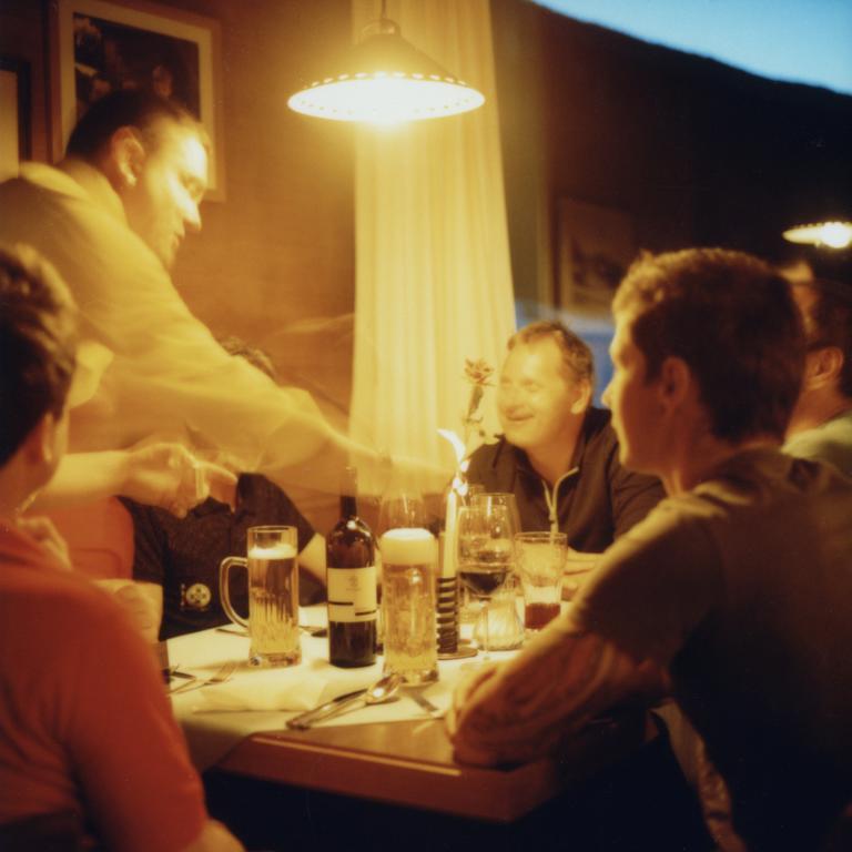 Alfonsstueberl - Ferienwohnungen & Restaurant Innervillgraten Eksteriør bilde